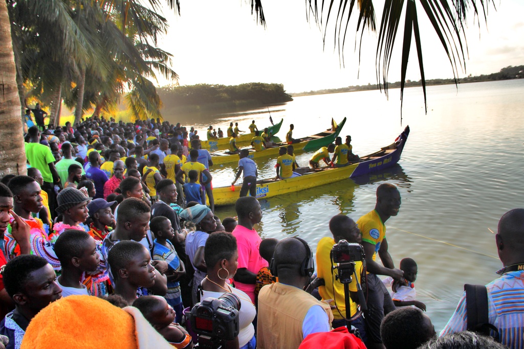 Lagoon Opening and Canoe Race during the Cape Coast festival.